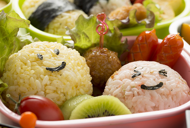 美味しくって美容にも◎な「オイルおにぎり」を作ろう