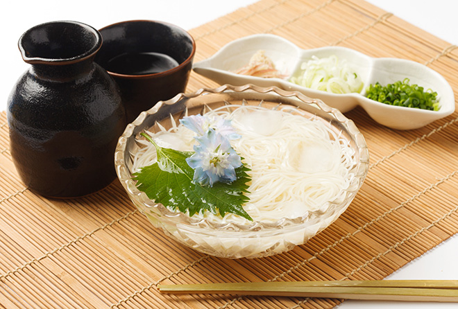 ちょっと待って!「薬味」を変えれば麺類が健康&美容食に