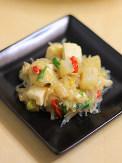 冬野菜と豆腐のホワイト麻婆